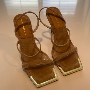 Good American tan suede heeled sandals size 9